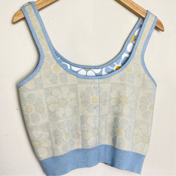 Daisy Cropped Tank Top Sleeveless Sweater Vest Rue21  L - Picture 9 of 13